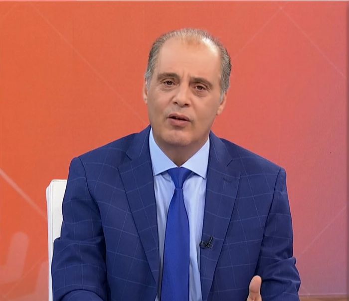 &Beta;&epsilon;&lambda;ό&pi;&omicron;&upsilon;&lambda;&omicron;&sigmaf; &sigma;&tau;&eta;&nu; &Epsilon;&Rho;&Tau;: &laquo;&Phi;&omicron;&beta;ά&mu;&alpha;&iota; ό&tau;&iota; &omicron;&iota; &pi;&rho;ό&omega;&rho;&epsilon;&sigmaf; &epsilon;&kappa;&lambda;&omicron;&gamma;έ&sigmaf; &theta;&alpha; &gamma;ί&nu;&omicron;&upsilon;&nu; &pi;&rho;&iota;&nu; &tau;&omicron;&nu; &Sigma;&epsilon;&pi;&tau;έ&mu;&beta;&rho;&iota;&omicron;&raquo;