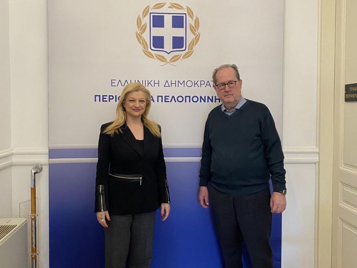 &Sigma;&tau;&eta;&nu; &Eta;&lambda;&epsilon;ί&alpha; &theta;έ&lambda;&omicron;&upsilon;&nu; &tau;&eta;&nu; &delta;&eta;&mu;&iota;&omicron;&upsilon;&rho;&gamma;ί&alpha; &tau;&omicron;&upsilon; &omicron;&delta;&iota;&kappa;&omicron;ύ ά&xi;&omicron;&nu;&alpha; &Mu;&epsilon;&gamma;&alpha;&lambda;ό&pi;&omicron;&lambda;&eta; &ndash; &Alpha;&rho;&chi;&alpha;ί&alpha; &Omicron;&lambda;&upsilon;&mu;&pi;ί&alpha;
