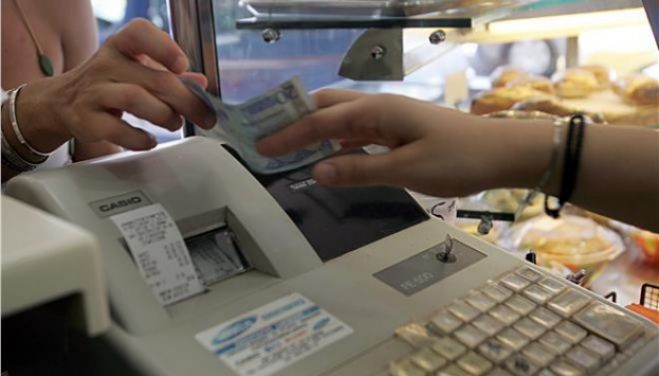 Οριστικό! Αποδείξεις τέλος – Πληρώνετε με πιστωτικές για να πετύχετε έκπτωση φόρου!