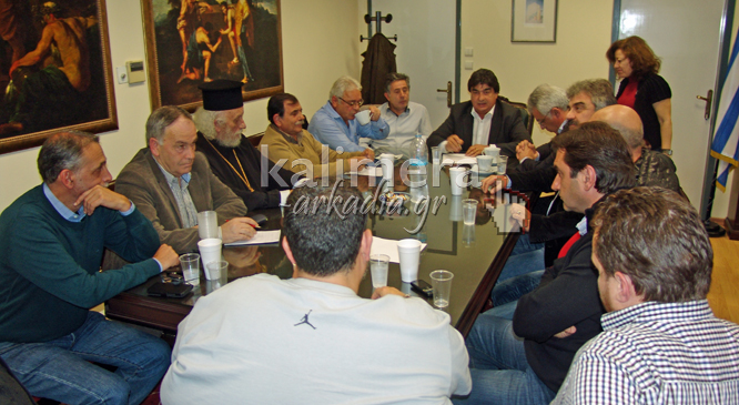 Όλη η Αρκαδία «μια γροθιά» στέλνει ηχηρό μήνυμα στο Σαμαρά για το στρατόπεδο! (vd)