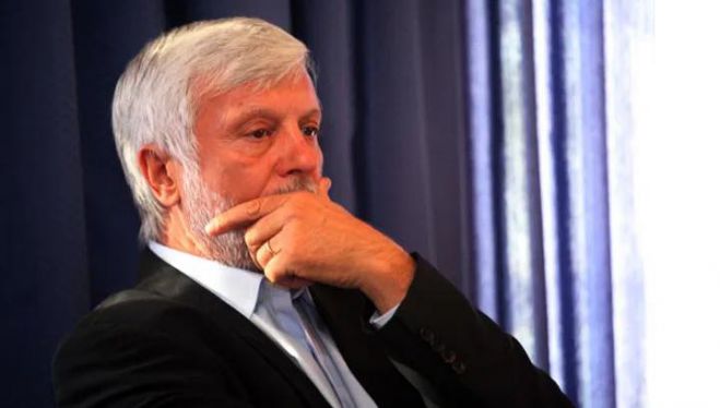 &Nu;ί&kappa;&alpha; &kappa;&alpha;&iota; &Sigma;&kappa;&alpha;&nu;&tau;&zeta;ό &kappa;&alpha;&tau;&alpha;&gamma;&gamma;έ&lambda;&lambda;&epsilon;&iota; &eta; "&Nu;έ&alpha; &Pi;&epsilon;&lambda;&omicron;&pi;ό&nu;&nu;&eta;&sigma;&omicron;&sigmaf;"