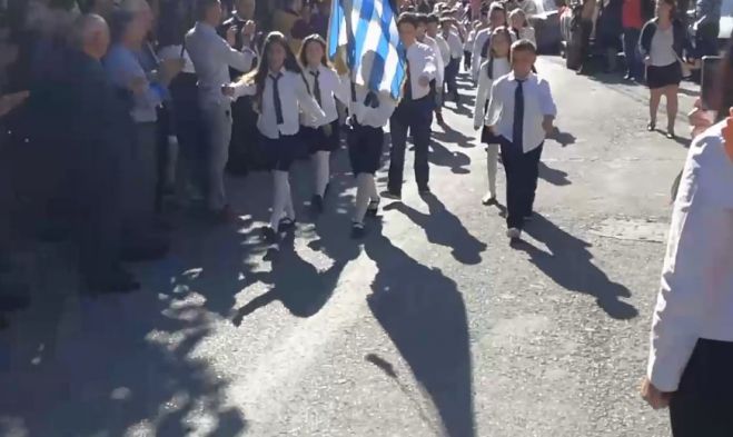 &Gamma;&omicron;&rho;&tau;&upsilon;&nu;ί&alpha; | &Eta; &pi;&alpha;&rho;έ&lambda;&alpha;&sigma;&eta; &gamma;&iota;&alpha; &tau;&eta;&nu; "28&eta; &Omicron;&kappa;&tau;&omega;&beta;&rho;ί&omicron;&upsilon;" &sigma;&tau;&omicron; &Beta;&alpha;&lambda;&tau;&epsilon;&sigma;&iota;&nu;ί&kappa;&omicron; (vd)