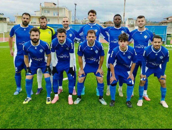 &Sigma;&pi;&omicron;&upsilon;&delta;&alpha;ί&alpha; &nu;ί&kappa;&eta; &gamma;&iota;&alpha; &tau;&eta; &Delta;ό&xi;&alpha; &Mu;&epsilon;&gamma;&alpha;&lambda;ό&pi;&omicron;&lambda;&eta;&sigmaf; &mu;&epsilon; &gamma;&kappa;&omicron;&lambda; &tau;&omicron;&upsilon; &Sigma;&omicron;&upsilon;&eta;&delta;&omicron;ύ Yves Nkuru