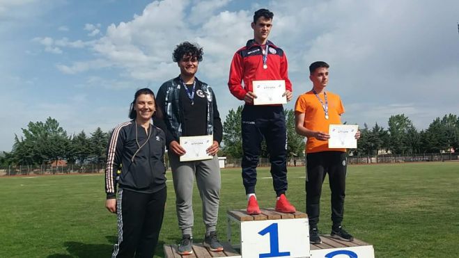 &Sigma;&tau;&eta;&nu; &Epsilon;&theta;&nu;&iota;&kappa;ή &Sigma;&tau;ί&beta;&omicron;&upsilon; &Kappa;18 &omicron;&iota; &Lambda;&upsilon;&mu;&pi;&epsilon;&rho;ό&pi;&omicron;&upsilon;&lambda;&omicron;&sigmaf; &kappa;&alpha;&iota; &Delta;&rho;&alpha;&kappa;&omicron;&pi;&omicron;ύ&lambda;&omicron;&upsilon; &tau;&omicron;&upsilon; &Gamma;&Sigma;&Alpha;!