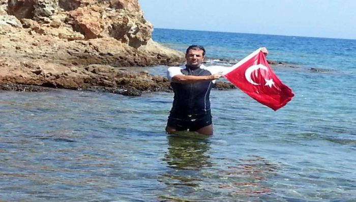 Νέα προβοκάτσια - «Κάρφωσαν» (;) την τουρκική σημαία στο Φαρμακονήσι (vd))