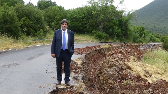 Γιαννακούρας: "Κύριε Νίκα, εμείς βγάζουμε φωτογραφίες στα έργα και όχι στις υπογραφές"!