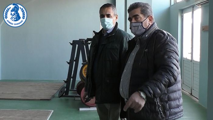 &Alpha;&lambda;&lambda;ά&zeta;&epsilon;&iota; &eta; &epsilon;&iota;&kappa;ό&nu;&alpha; &tau;&omicron;&upsilon; &Delta;&Alpha;&Kappa; | &Tau;&zeta;&iota;&omicron;ύ&mu;&eta;&sigmaf;: &laquo;&Alpha;&nu;&alpha;&beta;&alpha;&theta;&mu;ί&zeta;&omicron;&upsilon;&mu;&epsilon; &tau;&omicron;&upsilon;&sigmaf; &alpha;&theta;&lambda;&eta;&tau;&iota;&kappa;&omicron;ύ&sigmaf; &chi;ώ&rho;&omicron;&upsilon;&sigmaf; &tau;&omicron;&upsilon; &Delta;ή&mu;&omicron;&upsilon; &Tau;&rho;ί&pi;&omicron;&lambda;&eta;&sigmaf;, &xi;&epsilon;&kappa;&iota;&nu;ά&mu;&epsilon; &sigma;&eta;&mu;&alpha;&nu;&tau;&iota;&kappa;ά έ&rho;&gamma;&alpha;&raquo;! (vd)