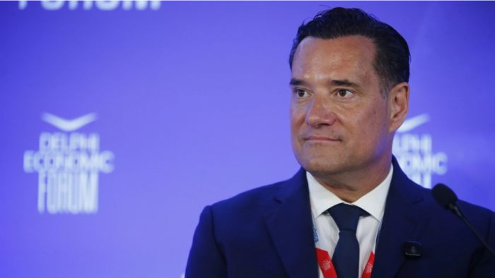 &Gamma;&epsilon;&omega;&rho;&gamma;&iota;ά&delta;&eta;&sigmaf; &sigma;&tau;&omicron; &Phi;ό&rho;&omicron;&upsilon;&mu; &tau;&omega;&nu; &Delta;&epsilon;&lambda;&phi;ώ&nu;: &laquo;Ό&sigma;&omicron; &mu;&alpha;&sigmaf; &epsilon;&pi;&iota;&tau;&rho;έ&pi;&epsilon;&iota; &alpha;&kappa;ό&mu;&alpha; &eta; &kappa;&upsilon;&rho;ί&alpha; &Kappa;&omicron;&beta;έ&sigma;&iota;, έ&chi;&omicron;&upsilon;&mu;&epsilon; &Delta;&eta;&mu;&omicron;&kappa;&rho;&alpha;&tau;ί&alpha;&raquo;