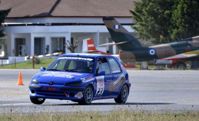 &Tau;&rho;ί&pi;&omicron;&lambda;&eta; | &Epsilon;&nu;&tau;&upsilon;&pi;&omega;&sigma;&iota;&alpha;&kappa;ό &theta;έ&alpha;&mu;&alpha; &sigma;&tau;&iota;&sigmaf; &delta;&omicron;&kappa;&iota;&mu;έ&sigmaf; &tau;&omicron;&upsilon; &Pi;&alpha;&nu;&epsilon;&lambda;&lambda;&eta;&nu;ί&omicron;&upsilon; &Pi;&rho;&omega;&tau;&alpha;&theta;&lambda;ή&mu;&alpha;&tau;&omicron;&sigmaf; &Tau;&alpha;&chi;ύ&tau;&eta;&tau;&alpha;&sigmaf;! (&epsilon;&iota;&kappa;ό&nu;&epsilon;&sigmaf;)