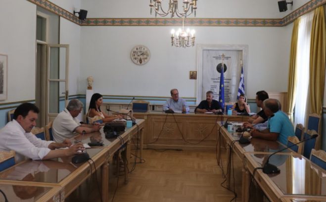 &Sigma;&upsilon;&nu;&epsilon;&delta;&rho;ί&alpha;&sigma;&epsilon; &tau;&omicron; &Delta;.&Sigma;. &tau;&eta;&sigmaf; &Pi;&epsilon;&lambda;&omicron;&pi;ό&nu;&nu;&eta;&sigma;&omicron;&sigmaf; &Alpha;.&Epsilon;.