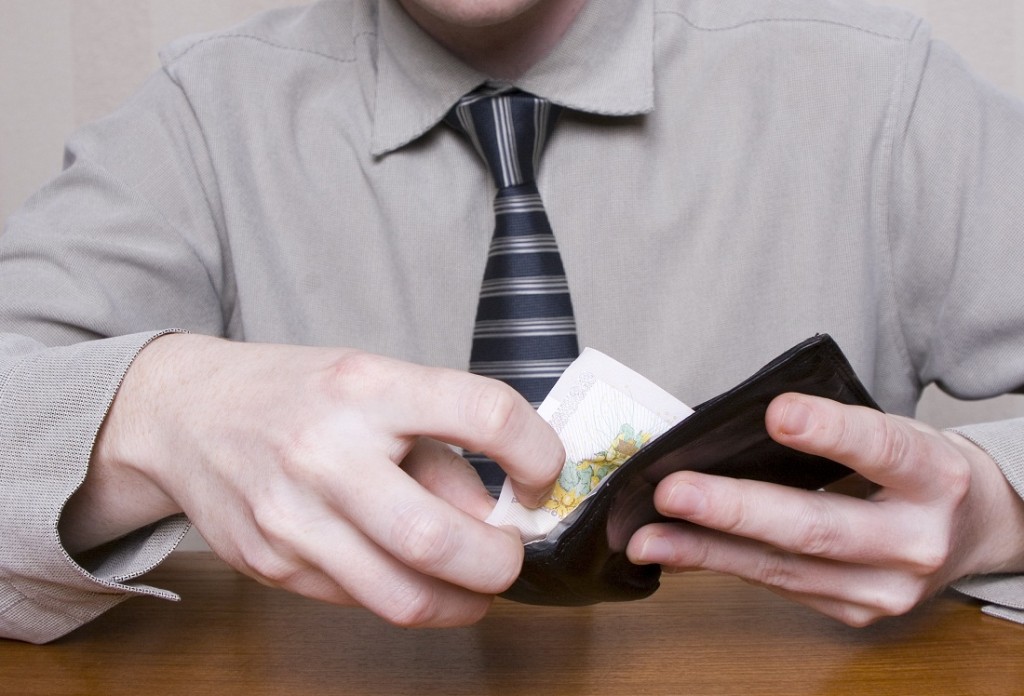 &Tau;&iota; &alpha;&lambda;&lambda;ά&zeta;&epsilon;&iota; &sigma;&epsilon; &mu;&iota;&sigma;&theta;&omicron;ύ&sigmaf;, &sigma;&upsilon;&nu;&tau;ά&xi;&epsilon;&iota;&sigmaf;, &epsilon;&pi;&iota;&delta;ό&mu;&alpha;&tau;&alpha; &kappa;&alpha;&iota; &alpha;&pi;&omicron;&zeta;&eta;&mu;&iota;ώ&sigma;&epsilon;&iota;&sigmaf; &alpha;&pi;ό&lambda;&upsilon;&sigma;&eta;&sigmaf; &mu;&epsilon; &tau;&omicron; &pi;&omicron;&lambda;&upsilon;&nu;&omicron;&mu;&omicron;&sigma;&chi;έ&delta;&iota;&omicron;...