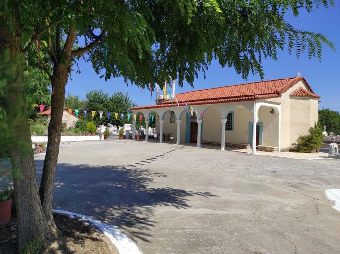 Γιορτάζει ο Ναός Αγίας Κυριακής Κερασίτσας