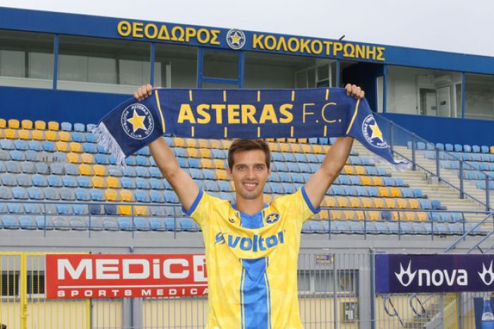 Capilla ... τέλος από τον Αστέρα!