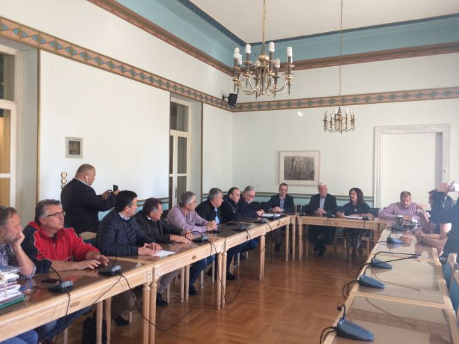 Τατούλης: «Έχω ενημέρωση ότι μέχρι το τέλος Νοεμβρίου θα κατατεθεί νομοθετική ρύθμιση για το πρόβλημα με τις εξετάσεις οδηγών»