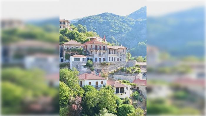 &Pi;ό&lambda;&epsilon;&mu;&omicron;&sigmaf; &kappa;&alpha;&iota; &chi;&alpha;&rho;&tau;&omicron;&pi;ό&lambda;&epsilon;&mu;&omicron;&sigmaf;