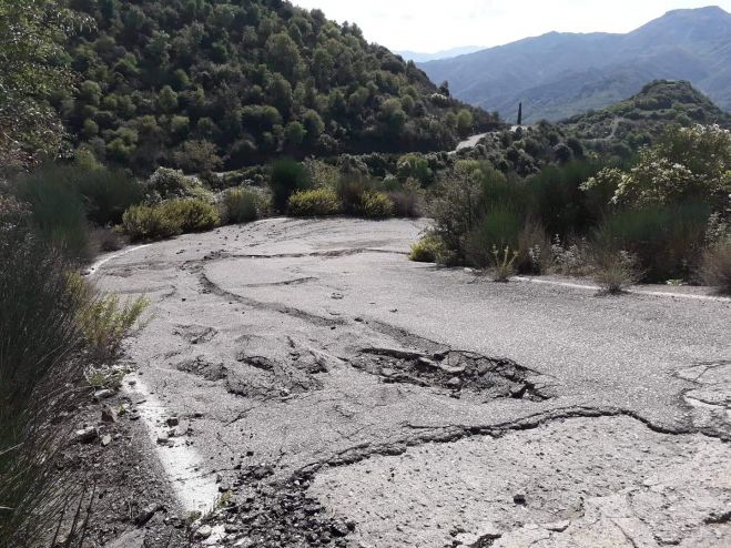 &Kappa;&alpha;&mu;&pi;&alpha;&nu;ά&kappa;&iota; &kappa;&iota;&nu;&delta;ύ&nu;&omicron;&upsilon; &alpha;&pi;ό &tau;&omicron;&nu; &Pi;. &Chi;&omicron;&upsilon;&nu;&tau;ή: "&Kappa;&iota;&nu;&delta;&upsilon;&nu;&epsilon;ύ&epsilon;&iota; &nu;&alpha; "&phi;ύ&gamma;&epsilon;&iota;" &tau;&omicron; &beta;&omicron;&upsilon;&nu;ό &sigma;&epsilon; &delta;&rho;ό&mu;&omicron; &tau;&omega;&nu; &Lambda;&alpha;&gamma;&kappa;&alpha;&delta;ί&omega;&nu;. &Pi;ά&rho;&tau;&epsilon; &mu;έ&tau;&rho;&alpha;, &pi;&rho;&iota;&nu; &sigma;&upsilon;&mu;&beta;&epsilon;ί &tau;&omicron; &kappa;&alpha;&kappa;ό"