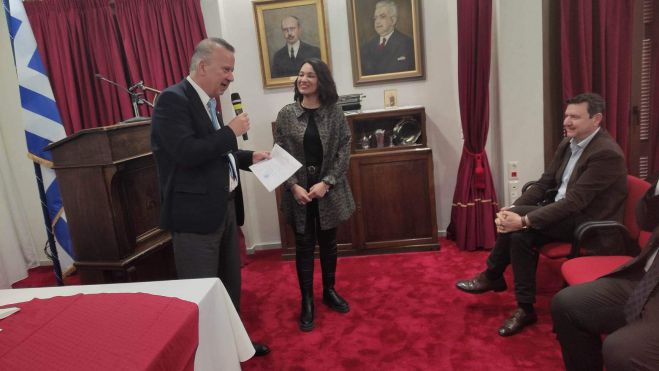 &Sigma;&epsilon; &epsilon;&kappa;&delta;&eta;&lambda;ώ&sigma;&epsilon;&iota;&sigmaf; &sigma;&upsilon;&lambda;&lambda;ό&gamma;&omega;&nu; &Alpha;&rho;&kappa;ά&delta;&omega;&nu; &tau;&eta;&sigmaf; &Alpha;&theta;ή&nu;&alpha;&sigmaf; &omicron; &Alpha;&nu;&tau;&iota;&pi;&epsilon;&rho;&iota;&phi;&epsilon;&rho;&epsilon;&iota;ά&rho;&chi;&eta;&sigmaf; &Sigma;&kappa;&alpha;&nu;&tau;&zeta;ό&sigmaf;