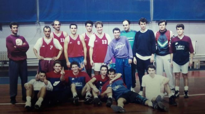 &quot;Ξύπνησαν&quot; μνήμες από τη φωτογραφία παλιού All Star Game &quot;Γέρων&quot; εναντίον &quot;Νέων&quot; στην Τρίπολη!