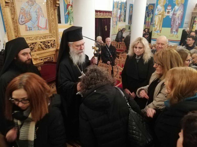 &Epsilon;&sigma;&pi;&epsilon;&rho;&iota;&nu;ό&sigmaf; &gamma;&iota;&alpha; &tau;&eta; &gamma;&iota;&omicron;&rho;&tau;ή &tau;&omicron;&upsilon; &Alpha;&gamma;ί&omicron;&upsilon; &Tau;&rho;ύ&phi;&omega;&nu;&alpha; &sigma;&tau;&eta;&nu; &Tau;&rho;ί&pi;&omicron;&lambda;&eta; (&epsilon;&iota;&kappa;ό&nu;&epsilon;&sigmaf;)