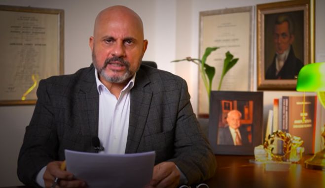 &Pi;&omicron;&lambda;&iota;&tau;&iota;&kappa;ό &kappa;ό&mu;&mu;&alpha; ί&delta;&rho;&upsilon;&sigma;&epsilon; &omicron; &Delta;&eta;&mu;ή&tau;&rho;&eta;&sigmaf; &Kappa;&omicron;ύ&beta;&epsilon;&lambda;&alpha;&sigmaf; (vd)