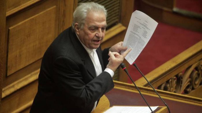 Φλαμπουράρης: «Η κυβέρνηση υπογράφει άμεσα το έργο ΣΔΙΤ για τα σκουπίδια της Πελοποννήσου»!
