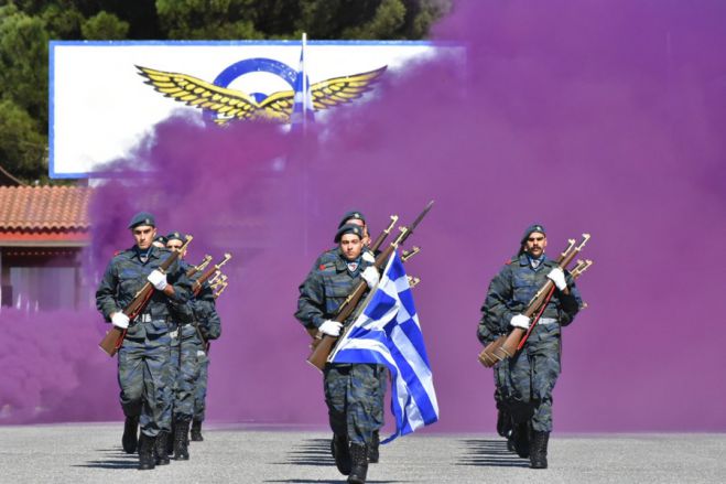 &Pi;&omicron;&lambda;&epsilon;&mu;&iota;&kappa;ή &Alpha;&epsilon;&rho;&omicron;&pi;&omicron;&rho;ί&alpha; | &Omicron;&rho;&kappa;&omega;&mu;&omicron;&sigma;ί&alpha; &tau;&eta;&nu; &Pi;&alpha;&rho;&alpha;&sigma;&kappa;&epsilon;&upsilon;ή &sigma;&tau;&eta;&nu; &Tau;&rho;ί&pi;&omicron;&lambda;&eta;