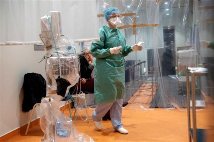 Ιταλική τραγωδία | Νοσοκόμα αυτοκτόνησε περιμένοντας τα αποτελέσματα του τεστ για κορωνοϊό ...