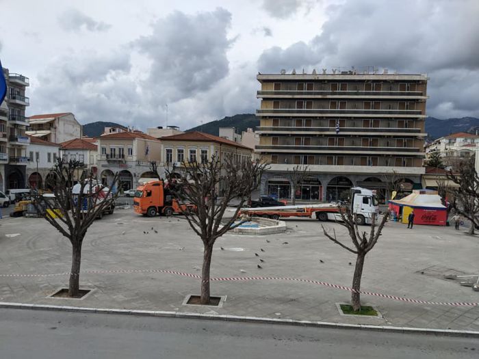 &Epsilon;&nu;&eta;&mu;έ&rho;&omega;&sigma;&eta; &gamma;&iota;&alpha; &tau;&alpha; έ&rho;&gamma;&alpha; &zeta;&eta;&tau;&omicron;ύ&nu; &omicron;&iota; &epsilon;&pi;&alpha;&gamma;&gamma;&epsilon;&lambda;&mu;&alpha;&tau;ί&epsilon;&sigmaf; &tau;&eta;&sigmaf; &pi;&lambda;&alpha;&tau;&epsilon;ί&alpha;&sigmaf; | &Omicron;&iota; &epsilon;&pi;&iota;&sigma;&eta;&mu;ά&nu;&sigma;&epsilon;&iota;&sigmaf; &Sigma;&mu;&upsilon;&rho;&nu;&iota;ώ&tau;&eta; &kappa;&alpha;&iota; &Tau;&sigma;&iota;&alpha;&mu;&omicron;ύ&lambda;&omicron;&upsilon; - &Delta;ή&mu;&alpha;&rho;&chi;&omicron;&sigmaf;: "&Epsilon;&pi;&iota;&kappa;&omicron;&iota;&nu;&omega;&nu;ί&alpha; έ&chi;&epsilon;&iota; &upsilon;&pi;ά&rho;&xi;&epsilon;&iota; &mu;&epsilon; &tau;&omicron;&upsilon;&sigmaf; &pi;&epsilon;&rho;&iota;&sigma;&sigma;&omicron;&tau;έ&rho;&omicron;&upsilon;&sigmaf; &epsilon;&pi;&alpha;&gamma;&gamma;&epsilon;&lambda;&mu;&alpha;&tau;ί&epsilon;&sigmaf;"
