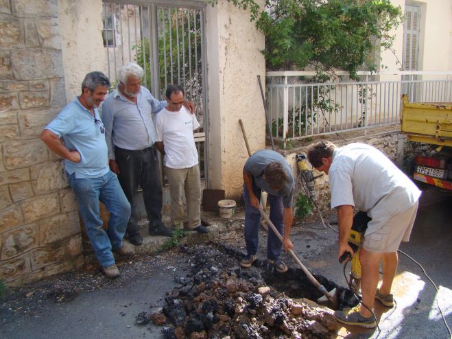 Αποκαταστάθηκαν οι διαρροές νερού στα Λαγκάδια!