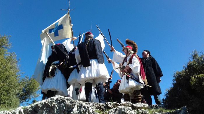 Γυρίσματα στο Λιμποβίσι από την εκπομπή &quot;Μηχανή του χρόνου&quot; (εικόνες)