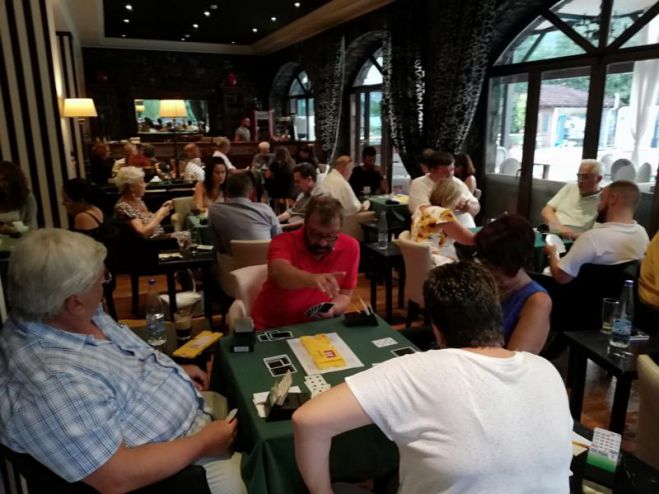 &Omicron;&lambda;&omicron;&kappa;&lambda;&eta;&rho;ώ&theta;&eta;&kappa;&epsilon; &tau;&omicron; ά&tau;&upsilon;&pi;&omicron; &pi;&rho;&omega;&tau;ά&theta;&lambda;&eta;&mu;&alpha; &Mu;&pi;&rho;&iota;&tau;&zeta; &sigma;&tau;&eta;&nu; &Alpha;&rho;&kappa;&alpha;&delta;ί&alpha; - &Pi;&omicron;&iota;&omicron;&iota; &beta;&rho;&alpha;&beta;&epsilon;ύ&tau;&eta;&kappa;&alpha;&nu;! (&epsilon;&iota;&kappa;ό&nu;&epsilon;&sigmaf;)