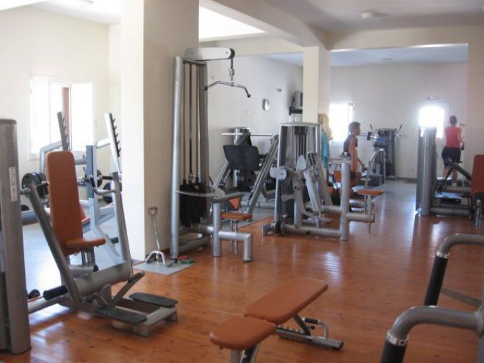 &Alpha;&nu;&omicron;&iota;&chi;&tau;ά &xi;&alpha;&nu;ά &gamma;&upsilon;&mu;&nu;&alpha;&sigma;&tau;ή&rho;&iota;&alpha; &kappa;&alpha;&iota; &alpha;&theta;&lambda;&eta;&tau;&iota;&kappa;&omicron;ί &chi;ώ&rho;&omicron;&iota; &ndash; Ό&lambda;&alpha; ό&sigma;&alpha; &pi;&rho;έ&pi;&epsilon;&iota; &nu;&alpha; &xi;έ&rho;&epsilon;&tau;&epsilon;