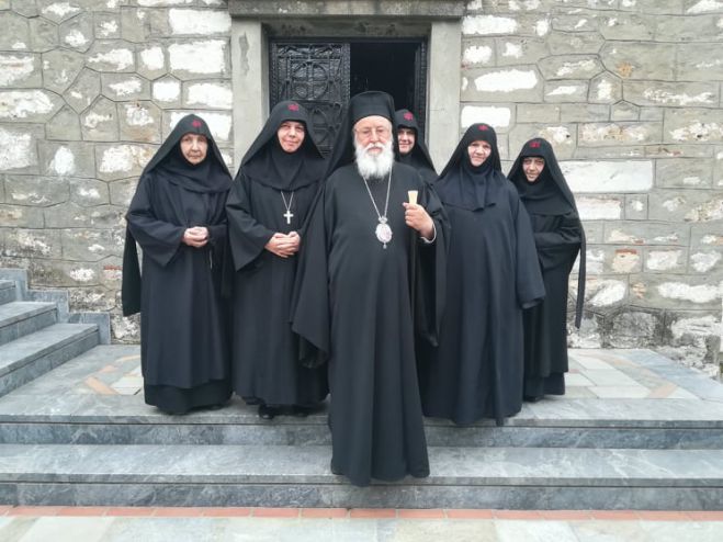 &Eta; &Theta;&epsilon;ί&alpha; &Lambda;&epsilon;&iota;&tau;&omicron;&upsilon;&rho;&gamma;ί&alpha; &tau;&omicron;&upsilon; &Mu;&epsilon;&gamma;ά&lambda;&omicron;&upsilon; &Beta;&alpha;&sigma;&iota;&lambda;&epsilon;ί&omicron;&upsilon; &sigma;&tau;&eta; &Mu;&omicron;&nu;ή &Mu;&alpha;&lambda;&epsilon;&beta;ή&sigmaf; &Kappa;&upsilon;&nu;&omicron;&upsilon;&rho;ί&alpha;&sigmaf; (&epsilon;&iota;&kappa;ό&nu;&epsilon;&sigmaf;)