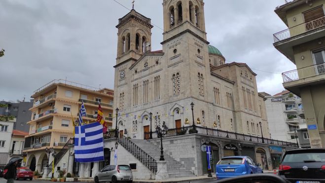 &Tau;&epsilon;&rho;ά&sigma;&tau;&iota;&epsilon;&sigmaf; &epsilon;&lambda;&lambda;&eta;&nu;&iota;&kappa;έ&sigmaf; &sigma;&eta;&mu;&alpha;ί&epsilon;&sigmaf; &gamma;&iota;&alpha; &tau;&eta;&nu; "28&eta; &Omicron;&kappa;&tau;&omega;&beta;&rho;ί&omicron;&upsilon;" &sigma;&tau;&eta;&nu; &Tau;&rho;ί&pi;&omicron;&lambda;&eta; (&epsilon;&iota;&kappa;ό&nu;&epsilon;&sigmaf;)