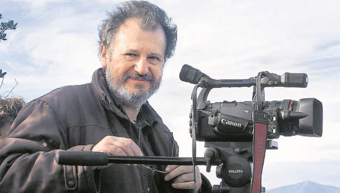 &Sigma;&tau;&iota;&sigmaf; 25 &Alpha;&pi;&rho;&iota;&lambda;ί&omicron;&upsilon; &eta; &pi;&rho;&epsilon;&mu;&iota;έ&rho;&alpha; &tau;&omicron;&upsilon; &nu;&tau;&omicron;&kappa;&iota;&mu;&alpha;&nu;&tau;έ&rho; &laquo;&Tau;&eta;&sigmaf; &pi;&alpha;&tau;&rho;ί&delta;&alpha;&sigmaf; &mu;&omicron;&upsilon; &eta; &sigma;&eta;&mu;&alpha;ί&alpha;&raquo;