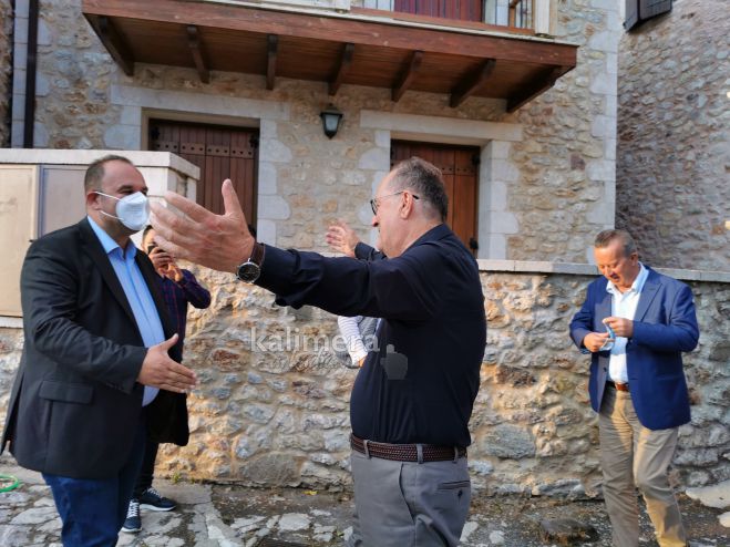 «Έπεσαν» οι υπογραφές για το Σταθμό Μεταφόρτωσης Απορριμμάτων στη Γορτυνία! (vd)