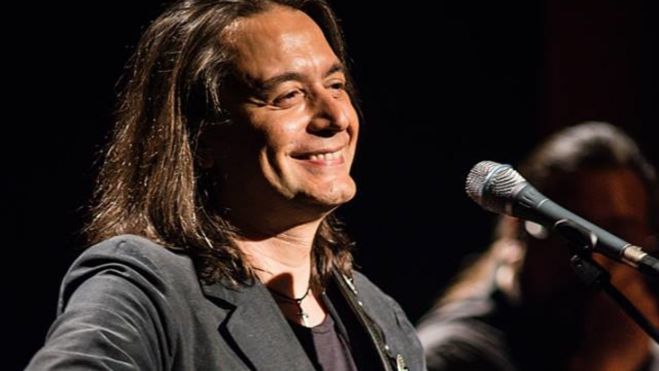 &Omicron; &Gamma;&iota;ά&nu;&nu;&eta;&sigmaf; &Kappa;ό&tau;&sigma;&iota;&rho;&alpha;&sigmaf; έ&rho;&chi;&epsilon;&tau;&alpha;&iota; &sigma;&tau;&omicron; &Lambda;&epsilon;&beta;ί&delta;&iota;!