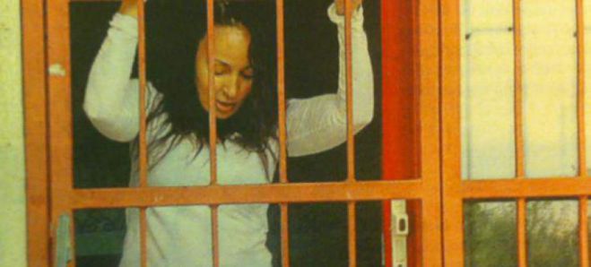 &Epsilon;&lambda;&epsilon;ύ&theta;&epsilon;&rho;&eta; &eta; &Beta;ί&kappa;&upsilon; &Sigma;&tau;&alpha;&mu;ά&tau;&eta; - &Pi;&lambda;ή&rho;&omega;&sigma;&epsilon; 50.000 &epsilon;&upsilon;&rho;ώ!