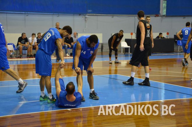 Νέα φιλική ήττα για τον Αρκαδικό ... (εικόνες)