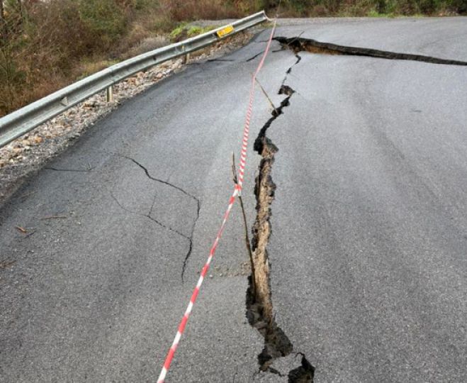 &Delta;&iota;&alpha;&kappa;ό&pi;&eta;&kappa;&epsilon; &eta; &kappa;&upsilon;&kappa;&lambda;&omicron;&phi;&omicron;&rho;ί&alpha; &sigma;&tau;&omicron; &delta;&rho;ό&mu;&omicron; &pi;&rho;&omicron;&sigmaf; Ί&sigma;&alpha;&rho;&eta; &kappa;&alpha;&iota; &Beta;ά&sigma;&tau;&alpha; &Mu;&epsilon;&gamma;&alpha;&lambda;ό&pi;&omicron;&lambda;&eta;&sigmaf;
