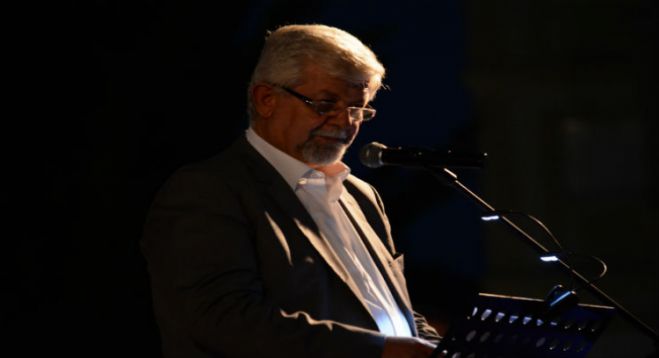 Ευχές Παυλή για δημιουργική σχολική χρονιά!