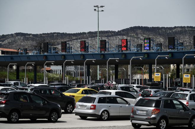 Επιστροφή εκδρομέων | Πάνω από 40.000 αυτοκίνητα έχουν περάσει από την "Αθηνών - Κορίνθου"!