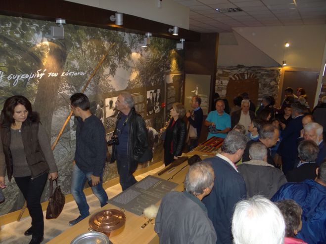 Έκθεση Παραδοσιακών Επαγγελμάτων εγκαινιάστηκε στην Καστάνιτσα (vd)