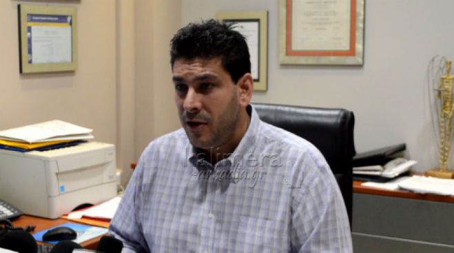 &Chi;&alpha;&lambda;ά&zeta;&iota;: &Kappa;&alpha;&tau;&alpha;&gamma;&rho;&alpha;&phi;ή, &alpha;&pi;&omicron;&zeta;&eta;&mu;&iota;ώ&sigma;&epsilon;&iota;&sigmaf; &kappa;&alpha;&iota; &sigma;&upsilon;&nu;&epsilon;&delta;&rho;ί&alpha;&sigma;&eta; &tau;&omicron;&upsilon; &Delta;&eta;&mu;&omicron;&tau;&iota;&kappa;&omicron;ύ &Sigma;&upsilon;&mu;&beta;&omicron;&upsilon;&lambda;ί&omicron;&upsilon; &zeta;&eta;&tau;ά &omicron; &Tau;&sigma;&iota;&alpha;&mu;&omicron;ύ&lambda;&omicron;&sigmaf;