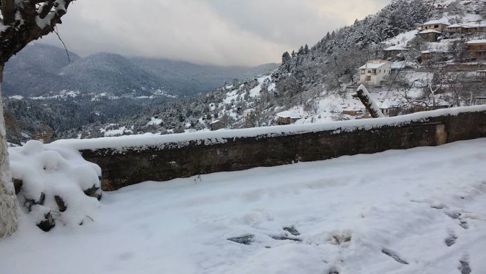 Χιόνια: Έκτακτη ανακοίνωση για αλυσίδες στο δρόμο "Τρίπολης - Πύργου"!