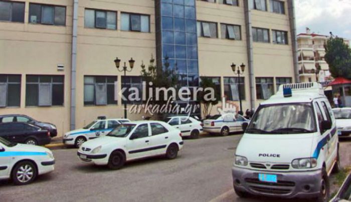 Σύλληψη τσιγγάνου από την αστυνομία στον Άγιο Κωνσταντίνο