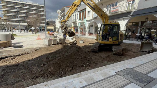 Έ&rho;&gamma;&alpha; &sigma;&tau;&eta;&nu; &pi;&lambda;&alpha;&tau;&epsilon;ί&alpha; &Alpha;&gamma;ί&omicron;&upsilon; &Beta;&alpha;&sigma;&iota;&lambda;&epsilon;ί&omicron;&upsilon; | Ά&nu;&omicron;&iota;&xi;&epsilon; &eta; "&Omicron;&upsilon;ά&sigma;&iota;&nu;&gamma;&kappa;&tau;&omicron;&nu;", &alpha;&kappa;&omicron;&lambda;&omicron;&upsilon;&theta;&epsilon;ί &eta; "&Epsilon;&theta;&nu;&omicron;&mu;&alpha;&rho;&tau;ύ&rho;&omega;&nu;" - &Gamma;&iota;&alpha; &pi;ό&sigma;&omicron; &alpha;&kappa;ό&mu;&alpha; &theta;&alpha; &pi;&alpha;&rho;&alpha;&mu;&epsilon;ί&nu;&epsilon;&iota; &kappa;&lambda;&epsilon;&iota;&sigma;&tau;ή &eta; &epsilon;ί&sigma;&omicron;&delta;&omicron;&sigmaf; &alpha;&pi;ό &tau;&eta;&nu; "28&eta; &Omicron;&kappa;&tau;&omega;&beta;&rho;ί&omicron;&upsilon;"