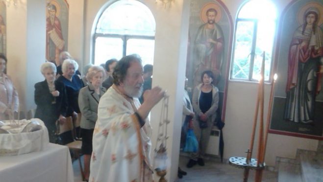 &Eta; &epsilon;&omicron;&rho;&tau;ή &tau;&omega;&nu; &Alpha;&gamma;ί&omega;&nu; &Alpha;&nu;&alpha;&rho;&gamma;ύ&rho;&omega;&nu; &sigma;&tau;&eta;&nu; &Tau;&rho;ί&pi;&omicron;&lambda;&eta; (&epsilon;&iota;&kappa;ό&nu;&epsilon;&sigmaf;)