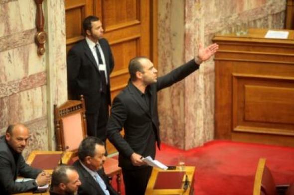 Σάλος με την αποβολή Αρκά βουλευτή της Χρυσής Αυγής από τη Βουλή (vd)