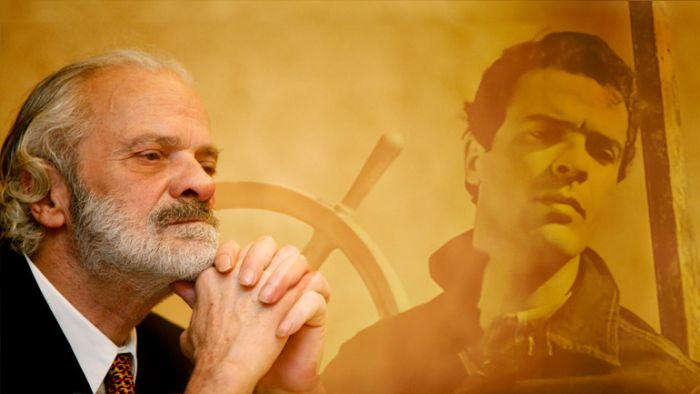 &Pi;έ&theta;&alpha;&nu;&epsilon; &omicron; &Sigma;&pi;ύ&rho;&omicron;&sigmaf; &Phi;&omega;&kappa;ά&sigmaf;